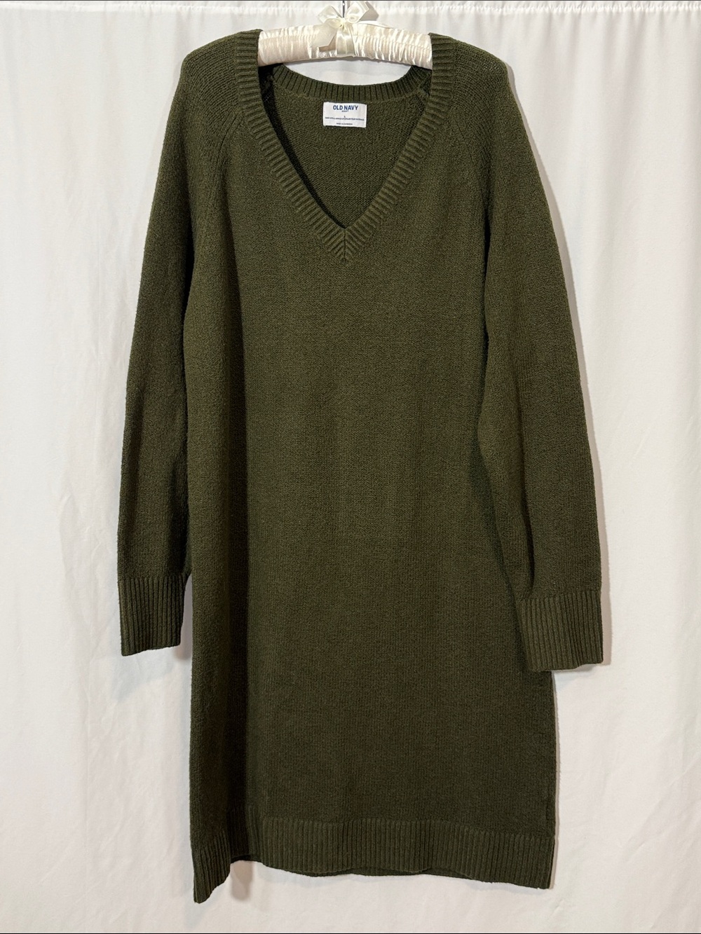 Old Navy Olive V-Neck Long Sleeve Sweater Dress